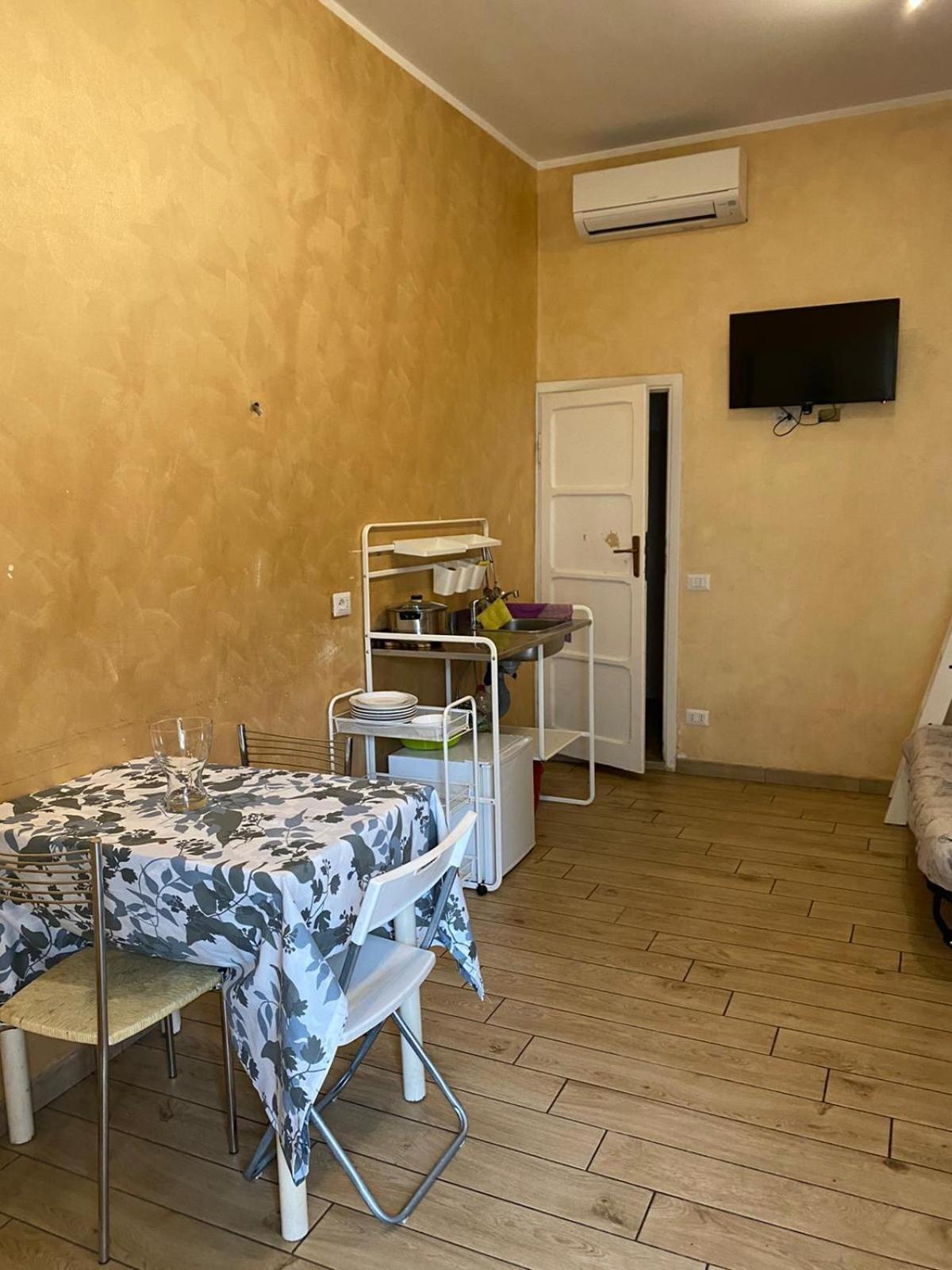 Ciclamini Monolocale Apartment Rome Bagian luar foto